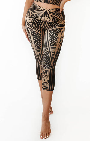 Elegant Empire Printed Yoga Crops