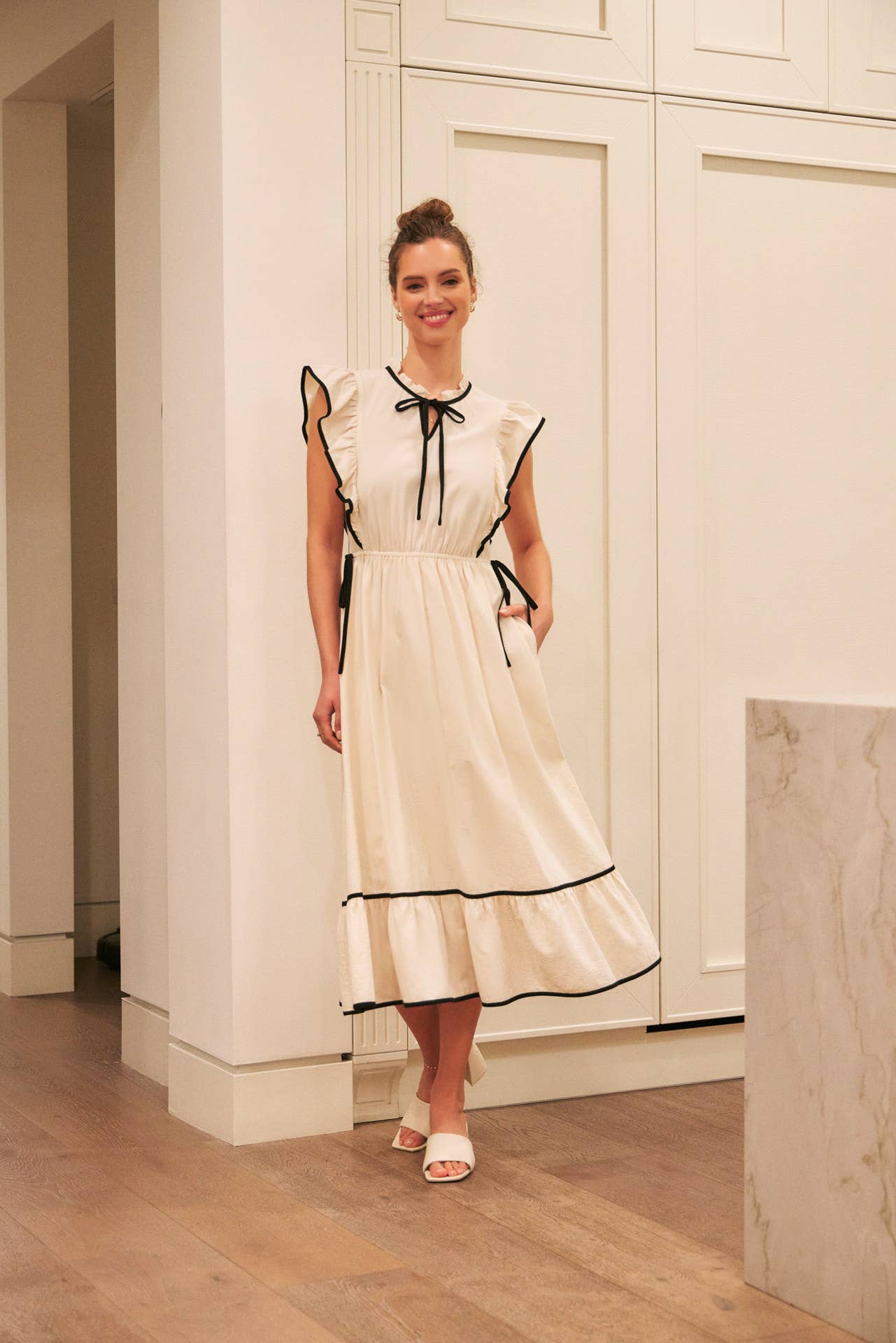 gauze midi dress Annie- COTTON GAUZE MIDI DRESS WITH RUFFLES AND CONTRAST BINDING M / MINT SAGE/CREAM