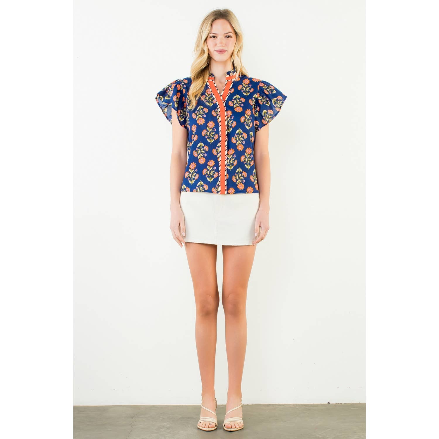 Kristen - Flutter Sleeve Floral Detail Top