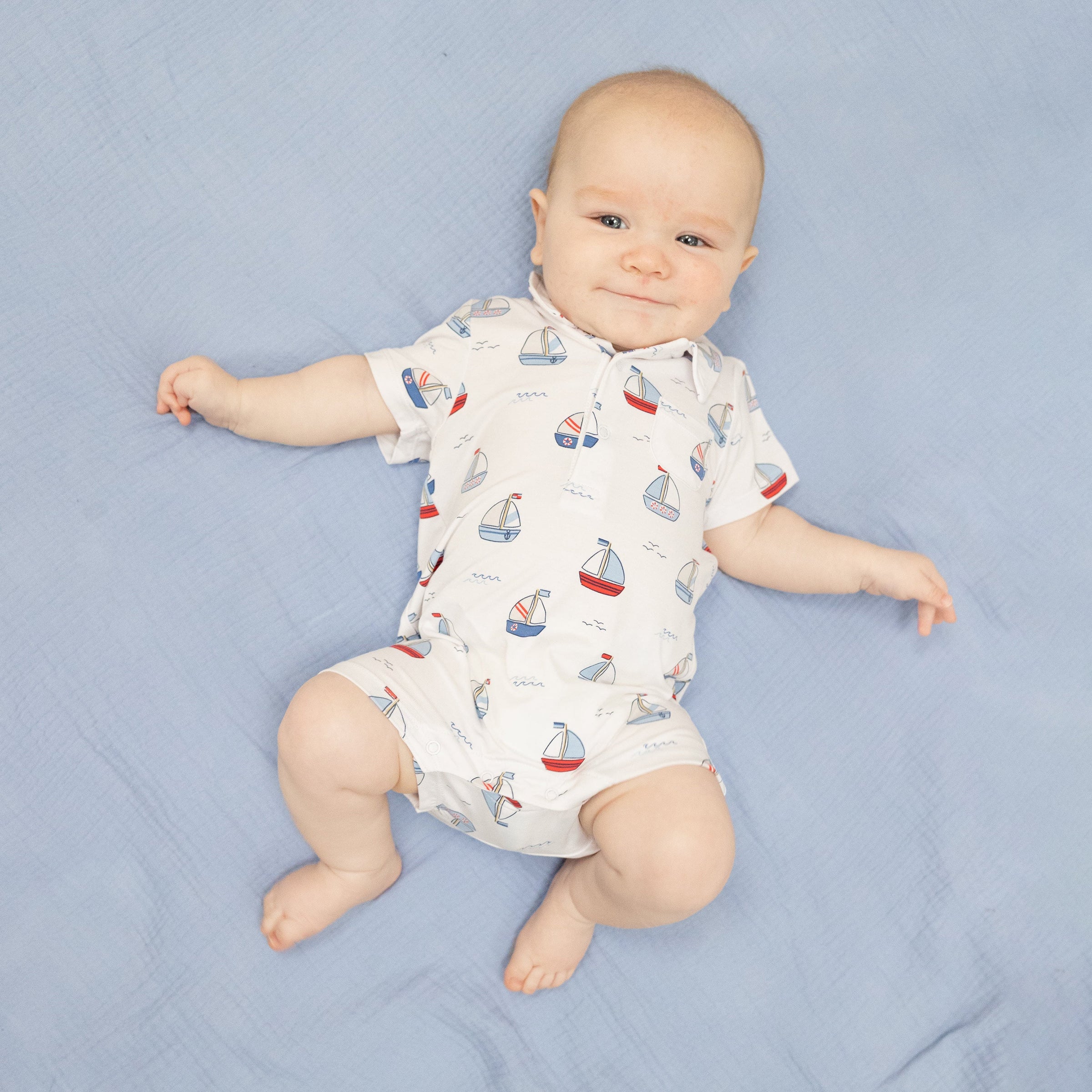 Bubbly Sailboats Blue - Polo Shortie