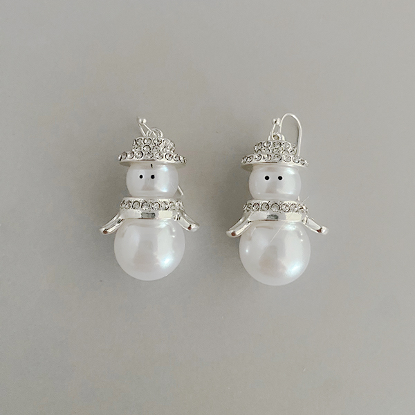 Silver snowman pearl rhinestone earrings