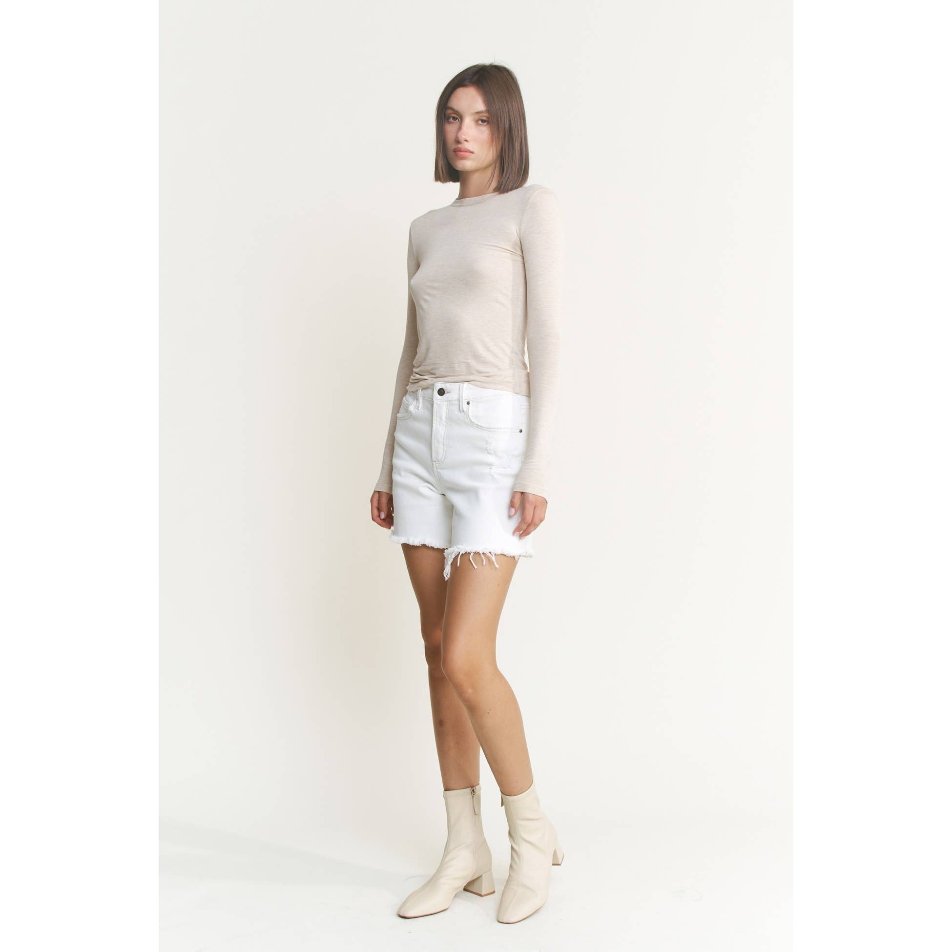 White High-rise Distressed Frayed Hem Shorts