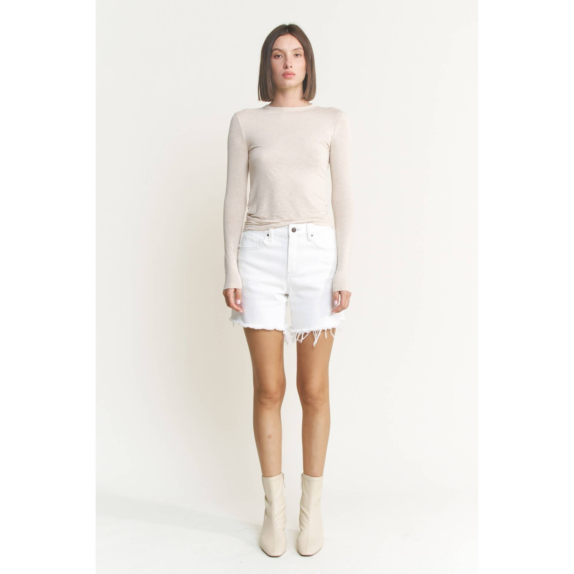 White High-rise Distressed Frayed Hem Shorts