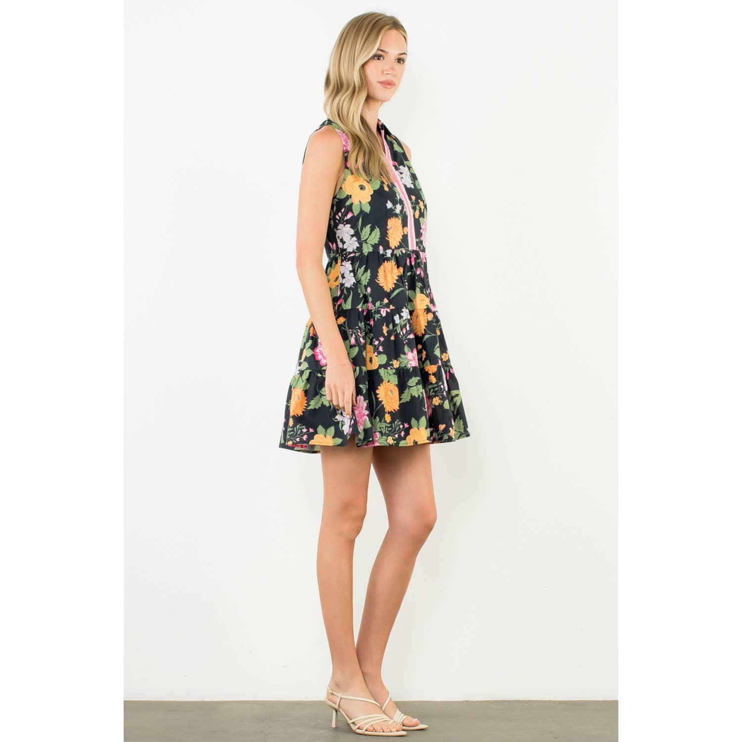 Aria- Sleeveless Tiered Floral Print Dress