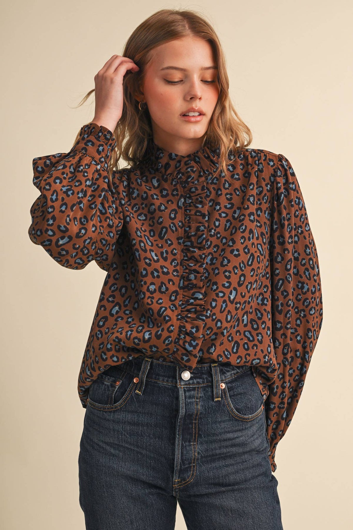 AMANDA - LEOPARD PRINT RUFFLED BUTTON DOWN TOP