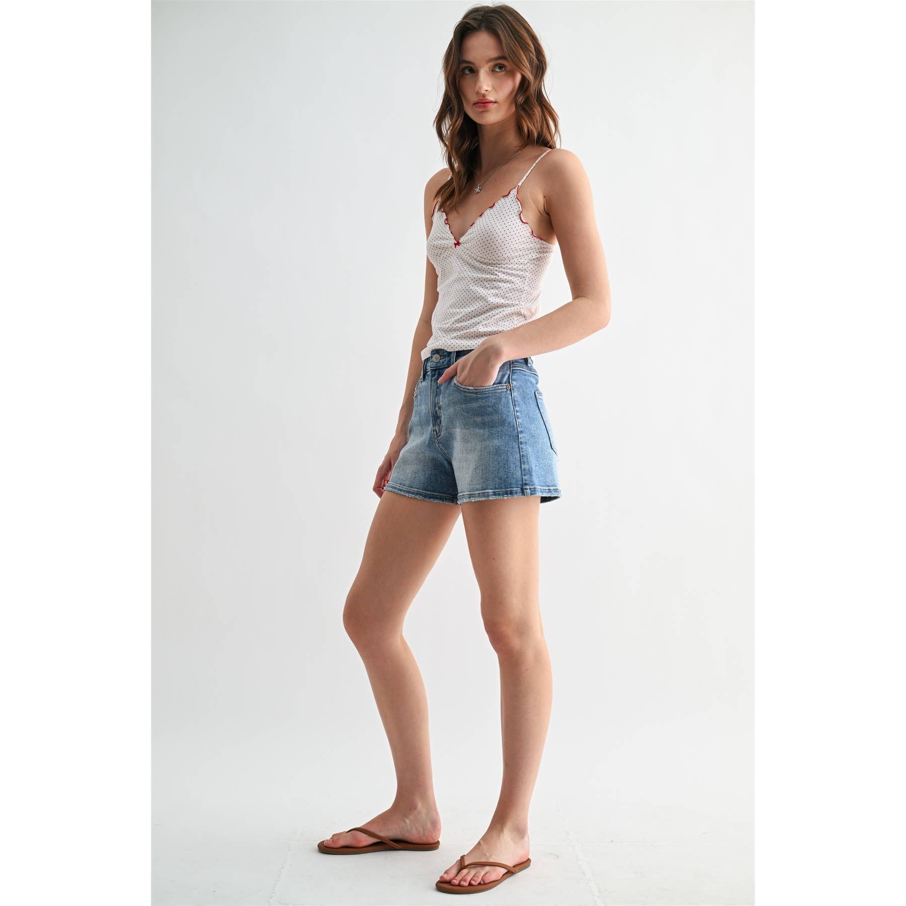 HIGH-RISE SHORTS DISTRESSED DENIM