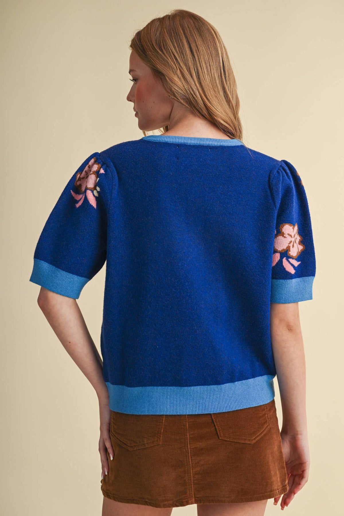 SAVANNA - FLORAL KNIT SHORT SLEEVE SWEATER