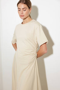 RIGHT ON CUE KNIT MIDI DRESS