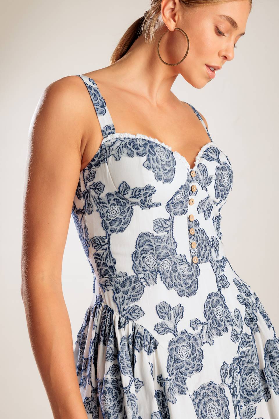 EXPLORING NEW INTERESTS WOVEN MIDI DRESS