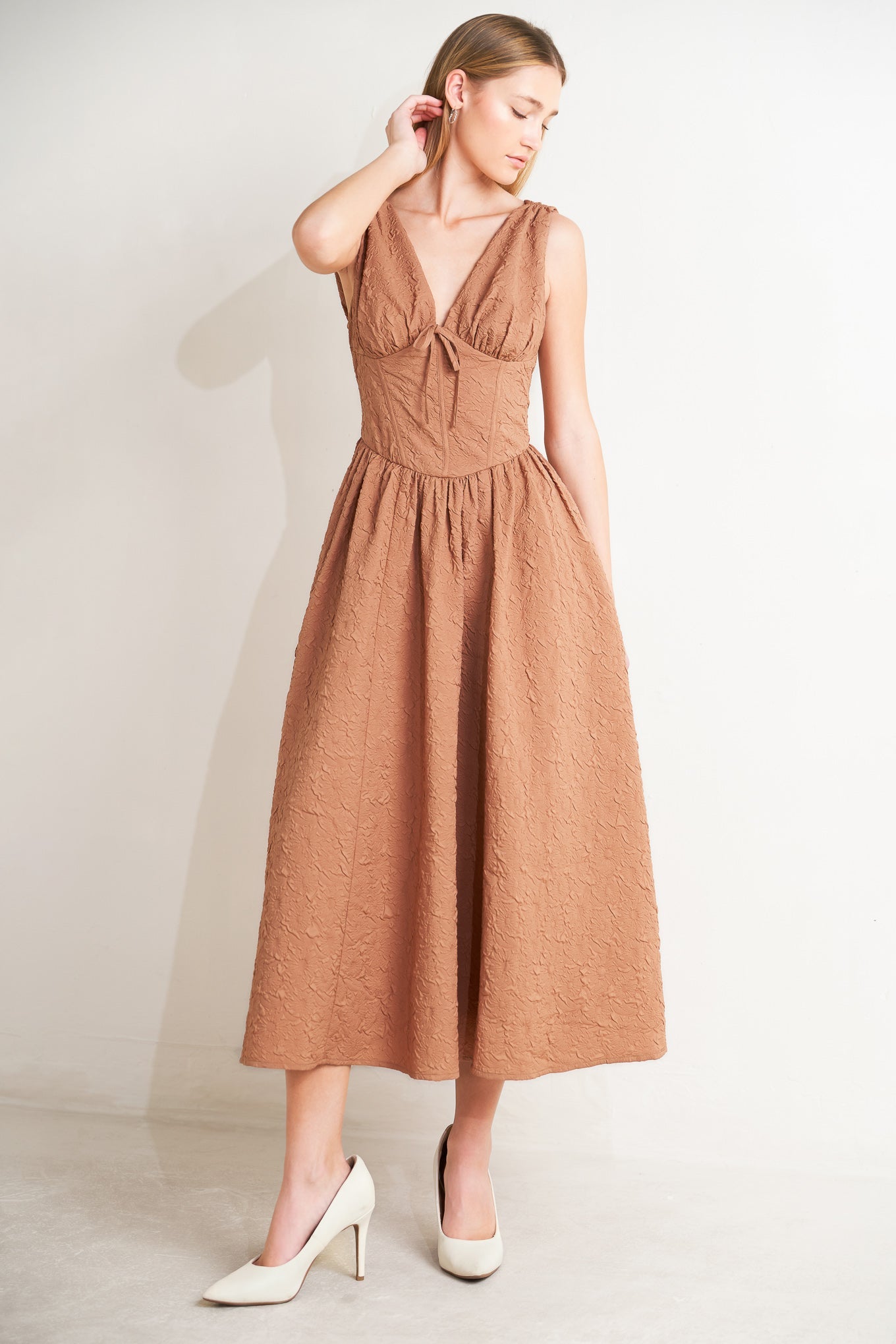 EARTHBOUND CHARM WOVEN MIDI DRESS