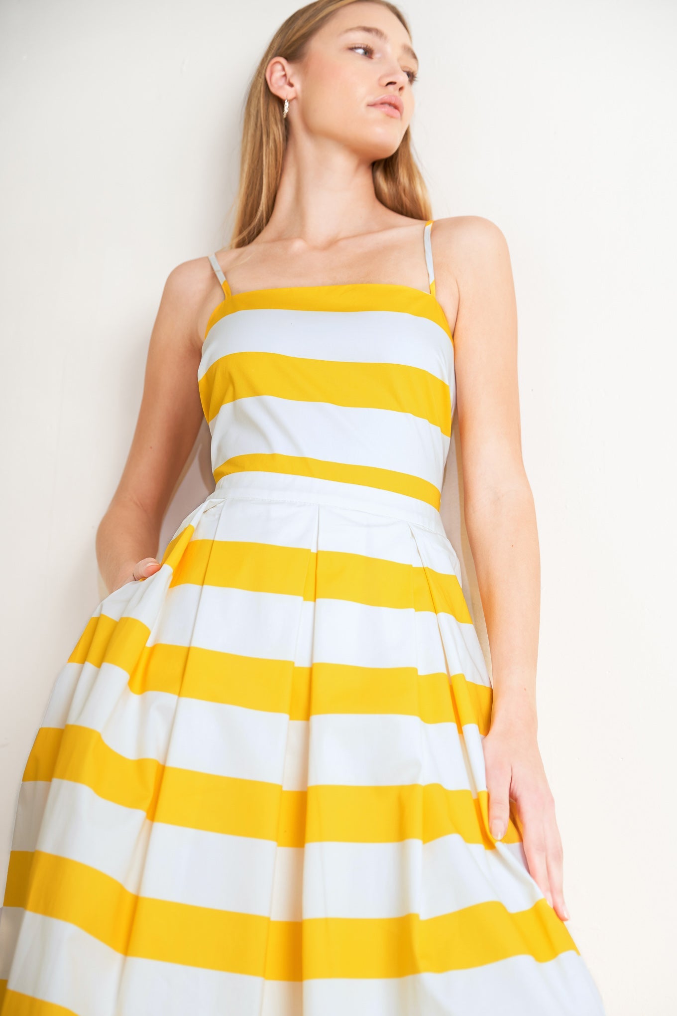 HONEY GLOW WOVEN MIDI DRESS