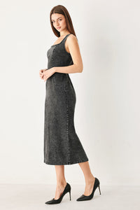 URBAN CHIC DENIM MIDI DRESS