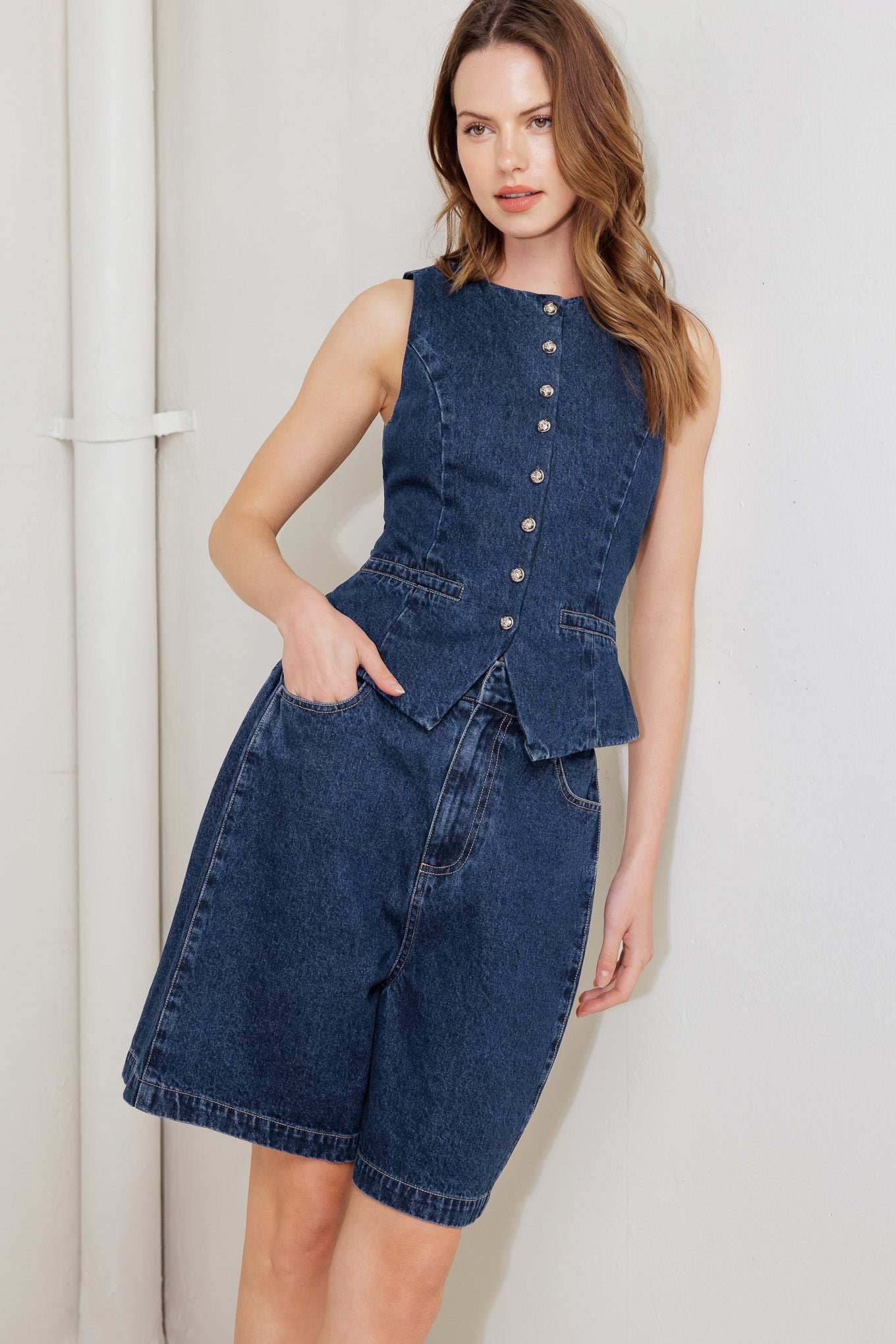 COFFEE PETAL DENIM VEST