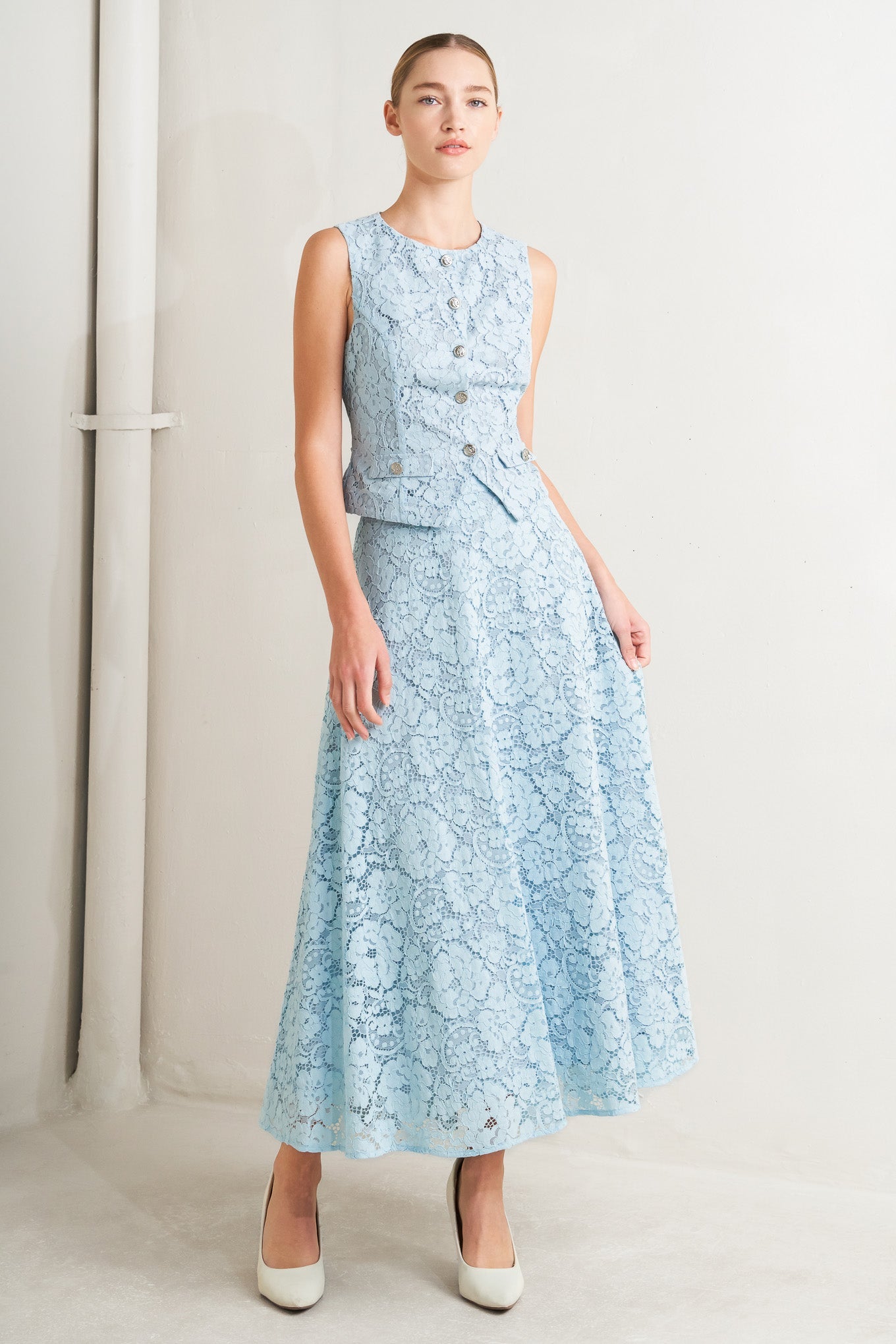 PURELY ROMANTIC WOVEN LACE MIDI SKIRT