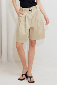 MODERN VOYAGER WOVEN BERMUDA SHORT