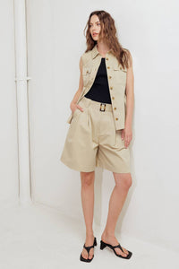 MODERN VOYAGER WOVEN BERMUDA SHORT