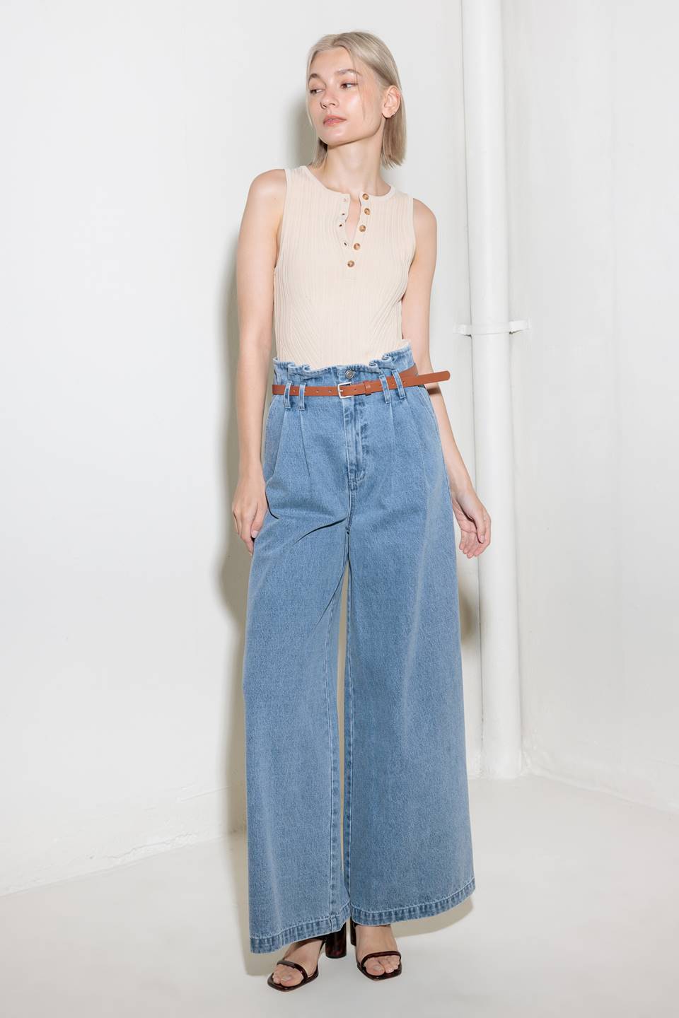 KISSED BY SUNLIGHT DENIM PANTS