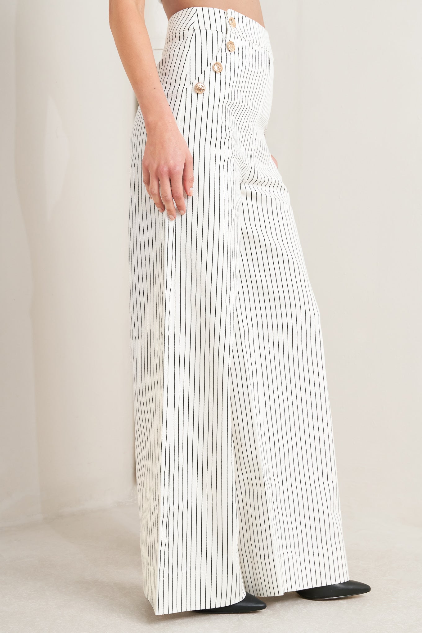 EFFORTLESS FORM STRIPE WOVEN PANTS