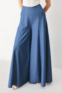 CASUAL ROMANCE WOVEN PANTS