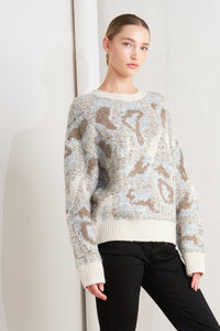 PROMINENT CHARM PULLOVER SWEATER TOP