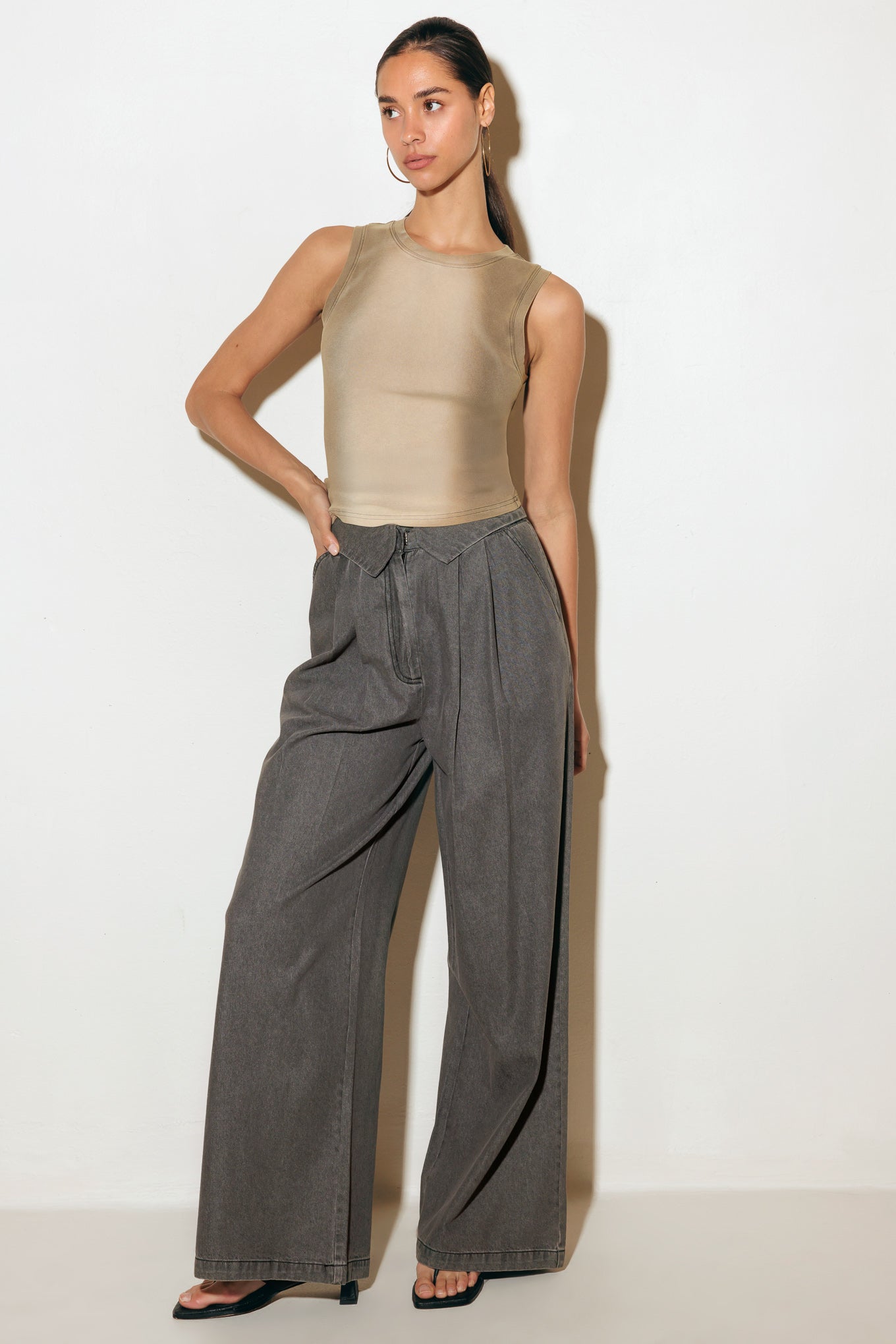 NO ONE PRETTIER KNIT TANK TOP