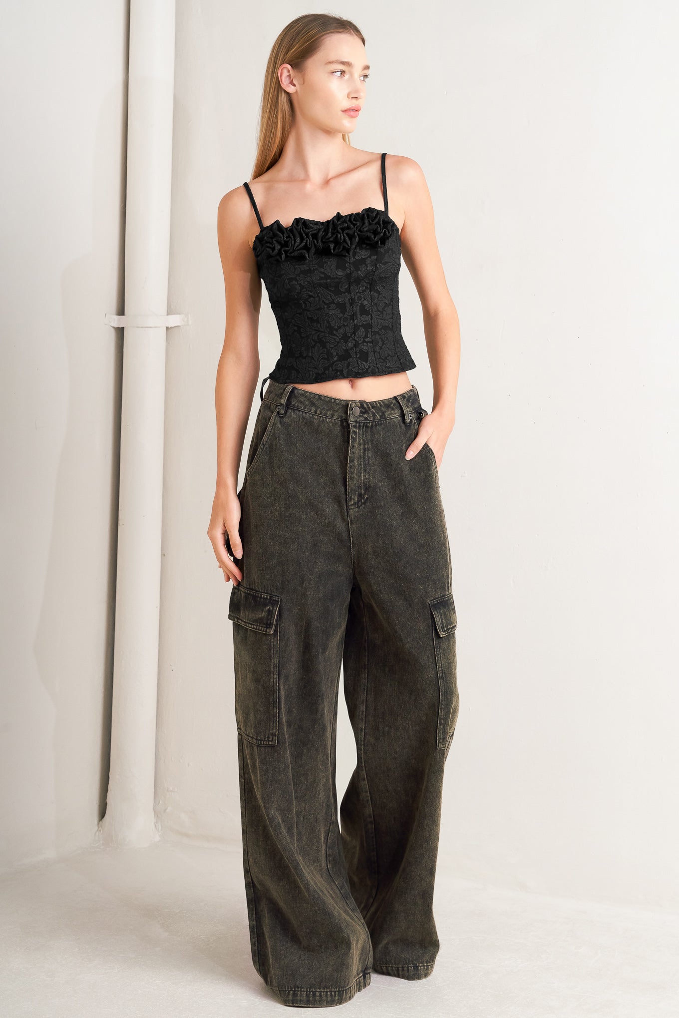 FOREVER DAYDREAMING WOVEN TOP