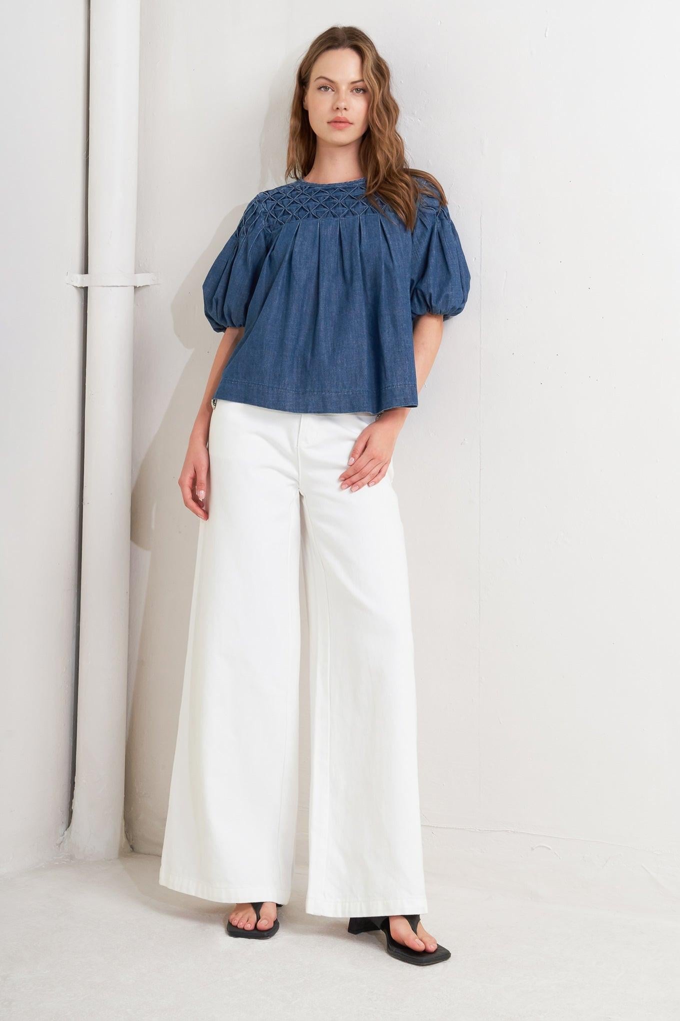 COTTAGE SPELL CHAMBRAY TOP