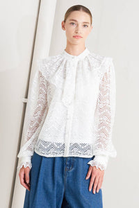 CLOUD ROMANCE WOVEN LACE TOP