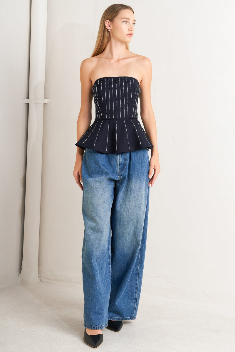 GEOMETRIC EDGE WOVEN TOP