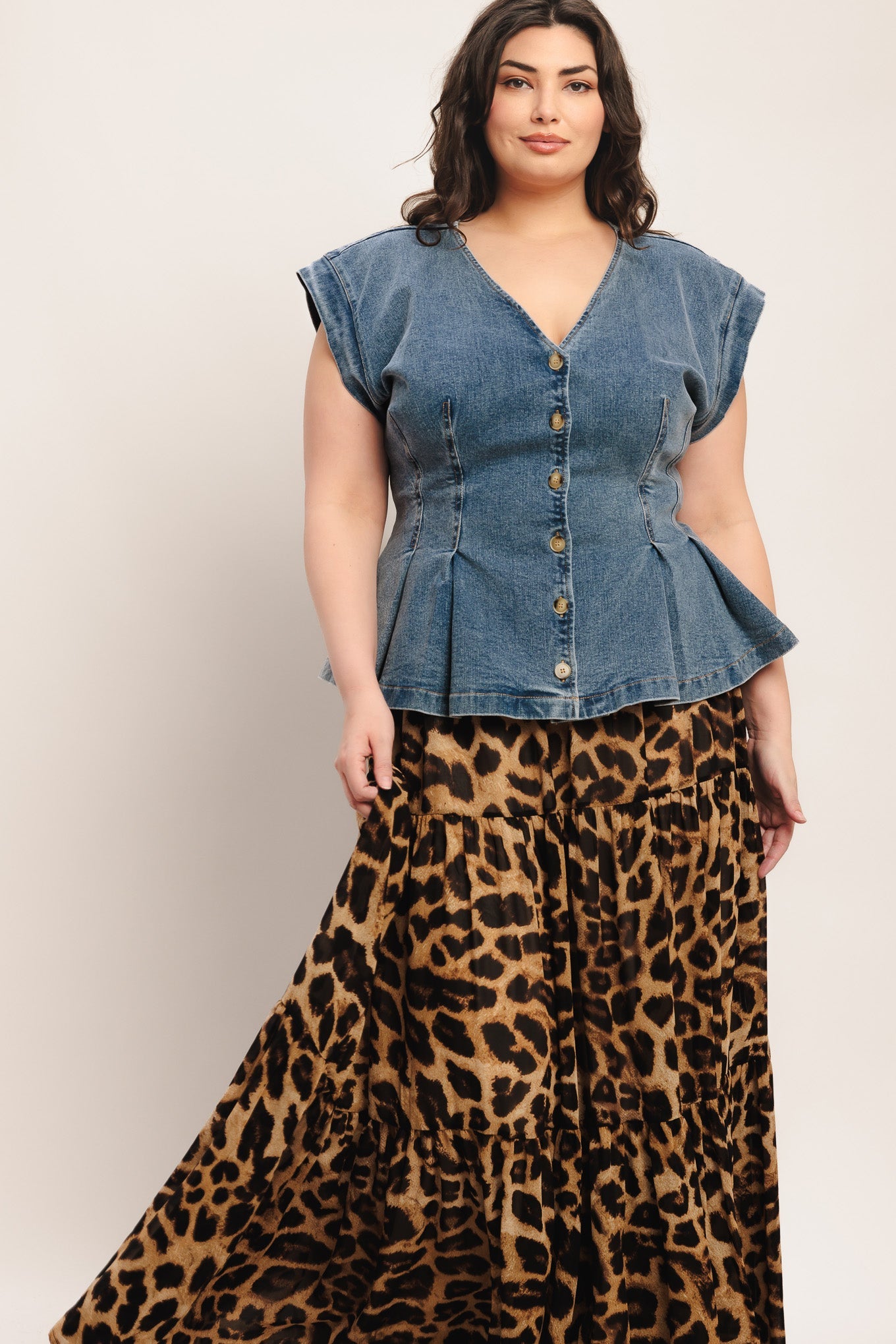 NO SECOND THOUGHT WASHED DENIM TOP