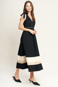 FOREST CHARM BLACK CREAM WOVEN MIDI DRESS