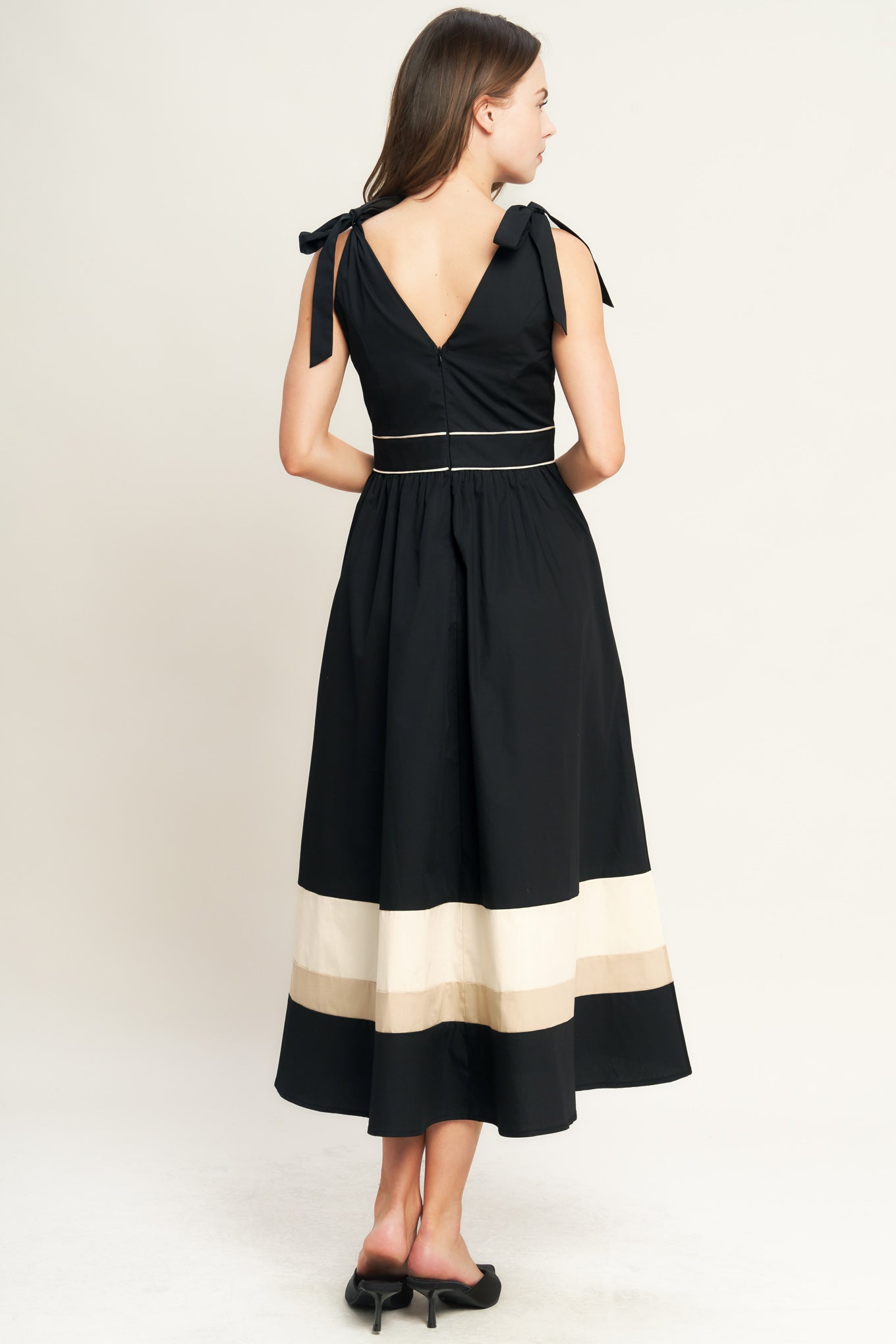 FOREST CHARM BLACK CREAM WOVEN MIDI DRESS