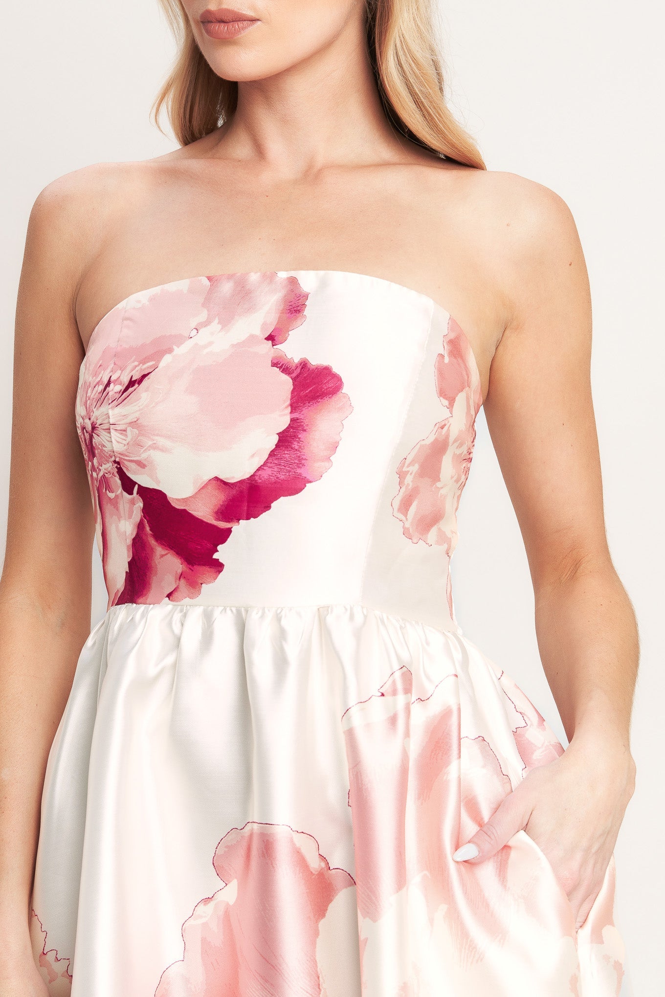 LUXE PEONY WOVEN MAXI DRESS