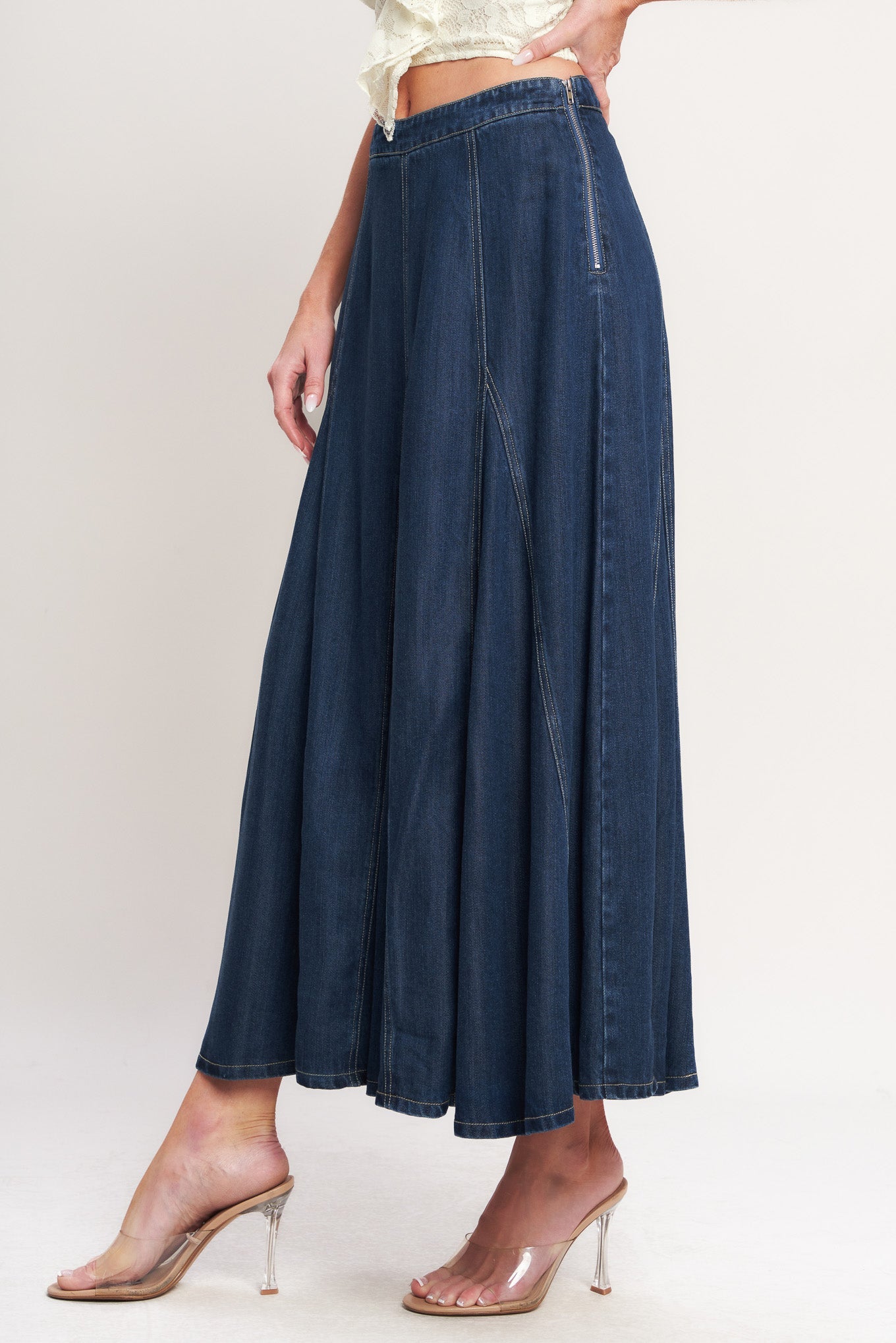 DENIM BALANCE WOVEN CIRCLE SKIRT