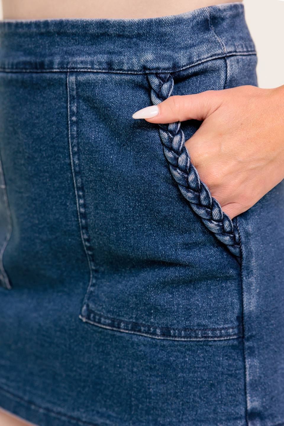 MOONLIGHT EMBRACE  MEDIUM INDIGO DENIM SKORT