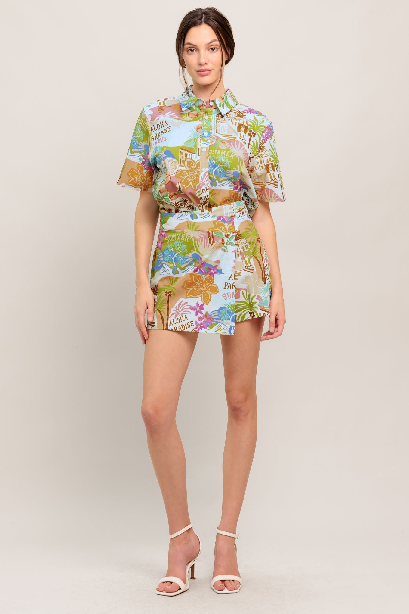 SUNSHINE GETAWAY WOVEN SKORT