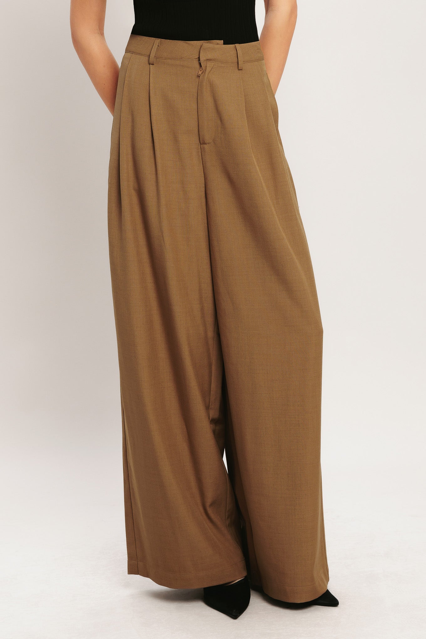 UMBER FLOW WOVEN WIDE LEG PANTS