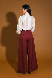 STUNNING  ASPECT WOVEN TOP