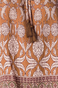 BE ALRIGHT WOVEN TOP