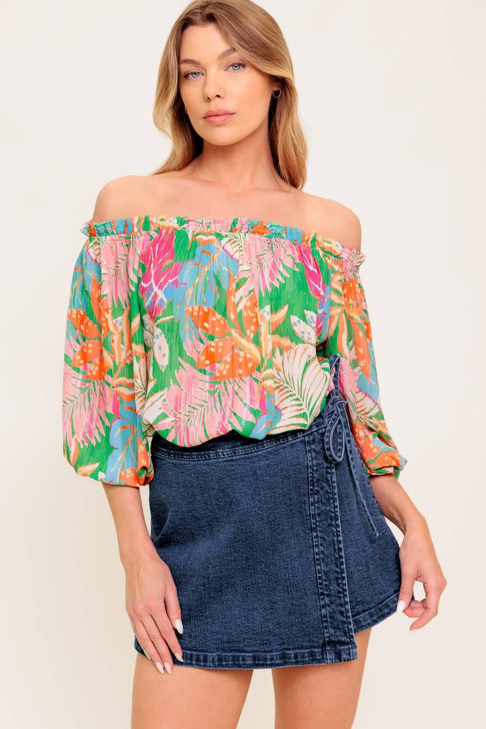 LOVING VOW GREEN WOVEN TOP