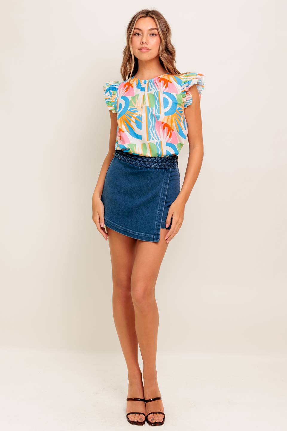 VACATION STATE OF MIND WOVEN TOP