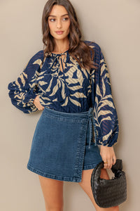 MIDNIGHT WALK  WOVEN TOP