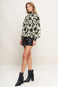 FREEDOM FLORAL STATEMENT WOVEN TOP