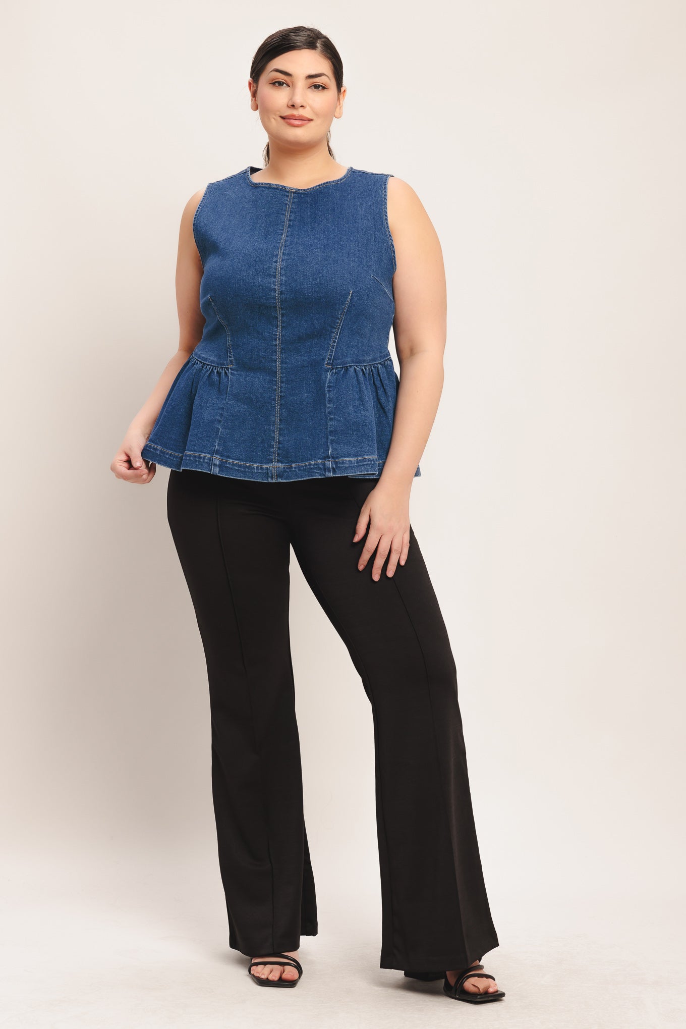MODERN FLOUNCE DENIM TOP