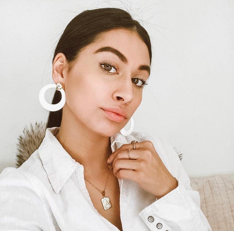 INITIAL CARD NECKLACE