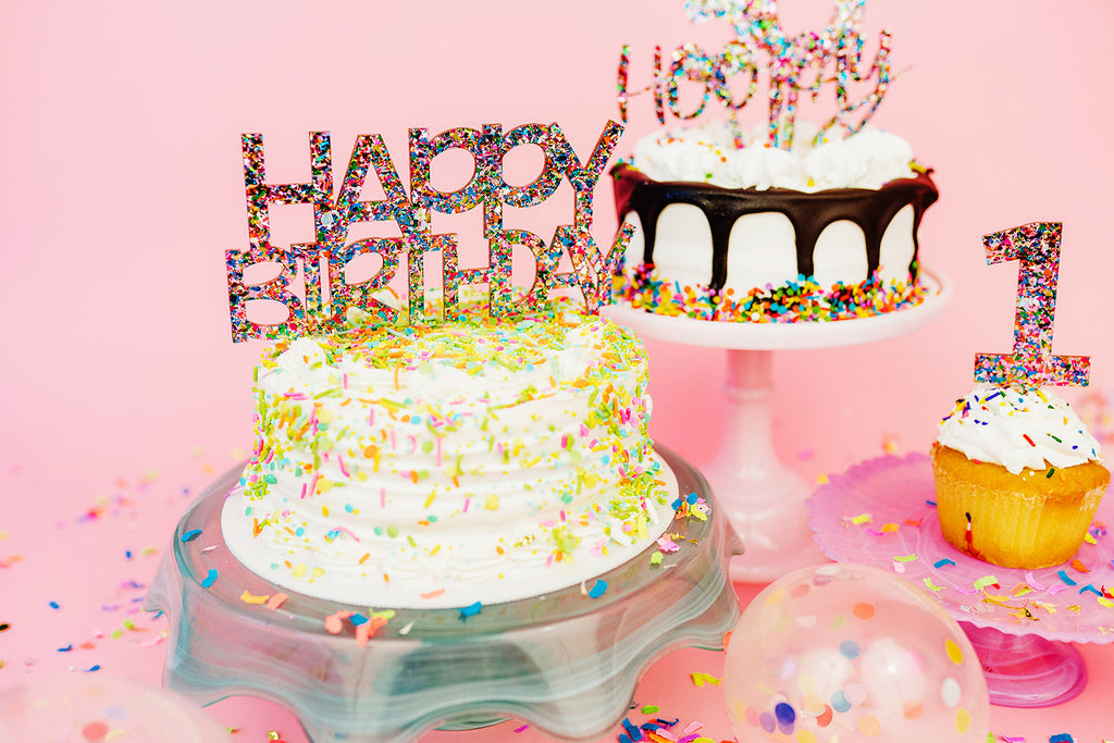 Adorno para tarta de confeti de feliz cumpleaños