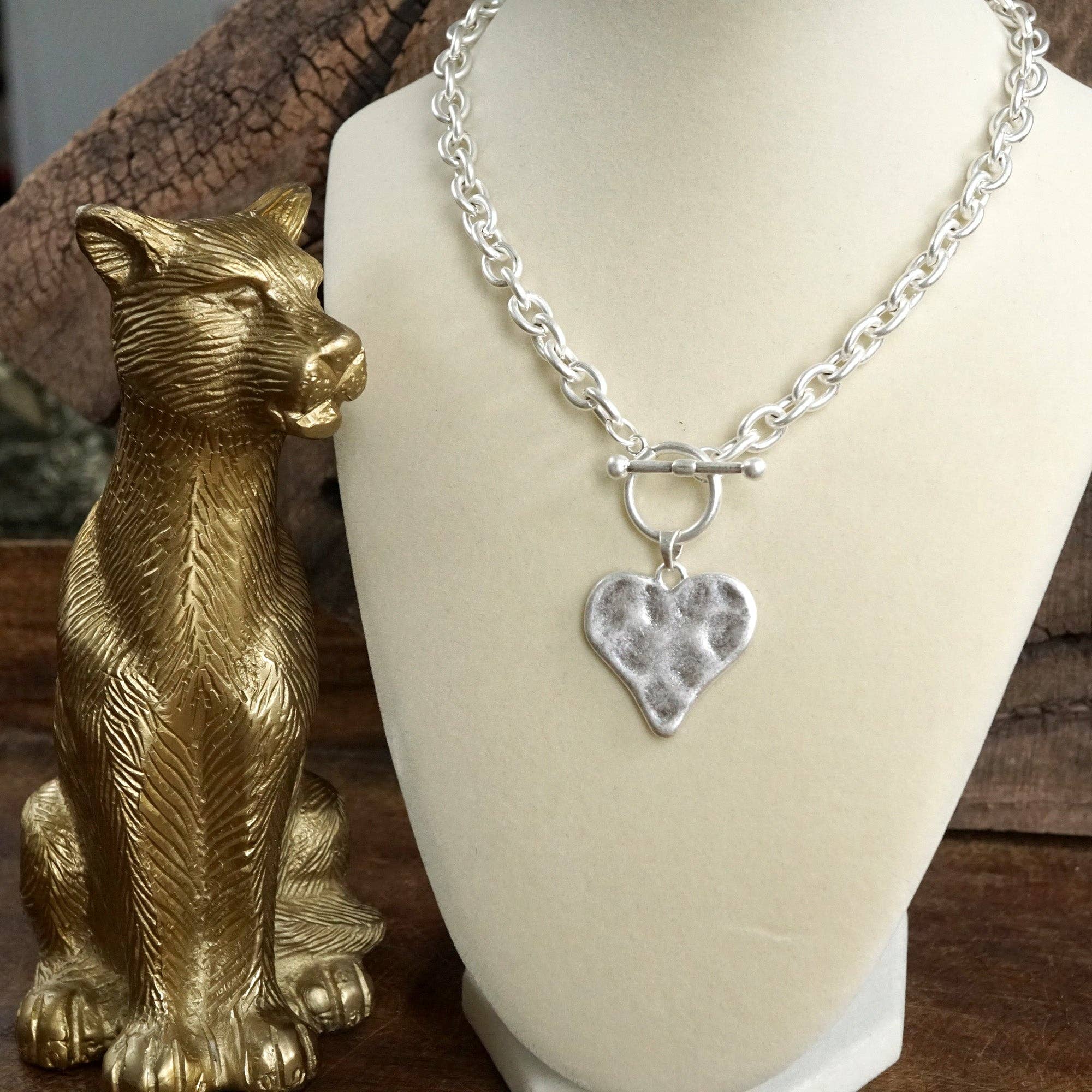 Boho Hammered Heart Front Toggle Necklace – Rustic Gold or Silver