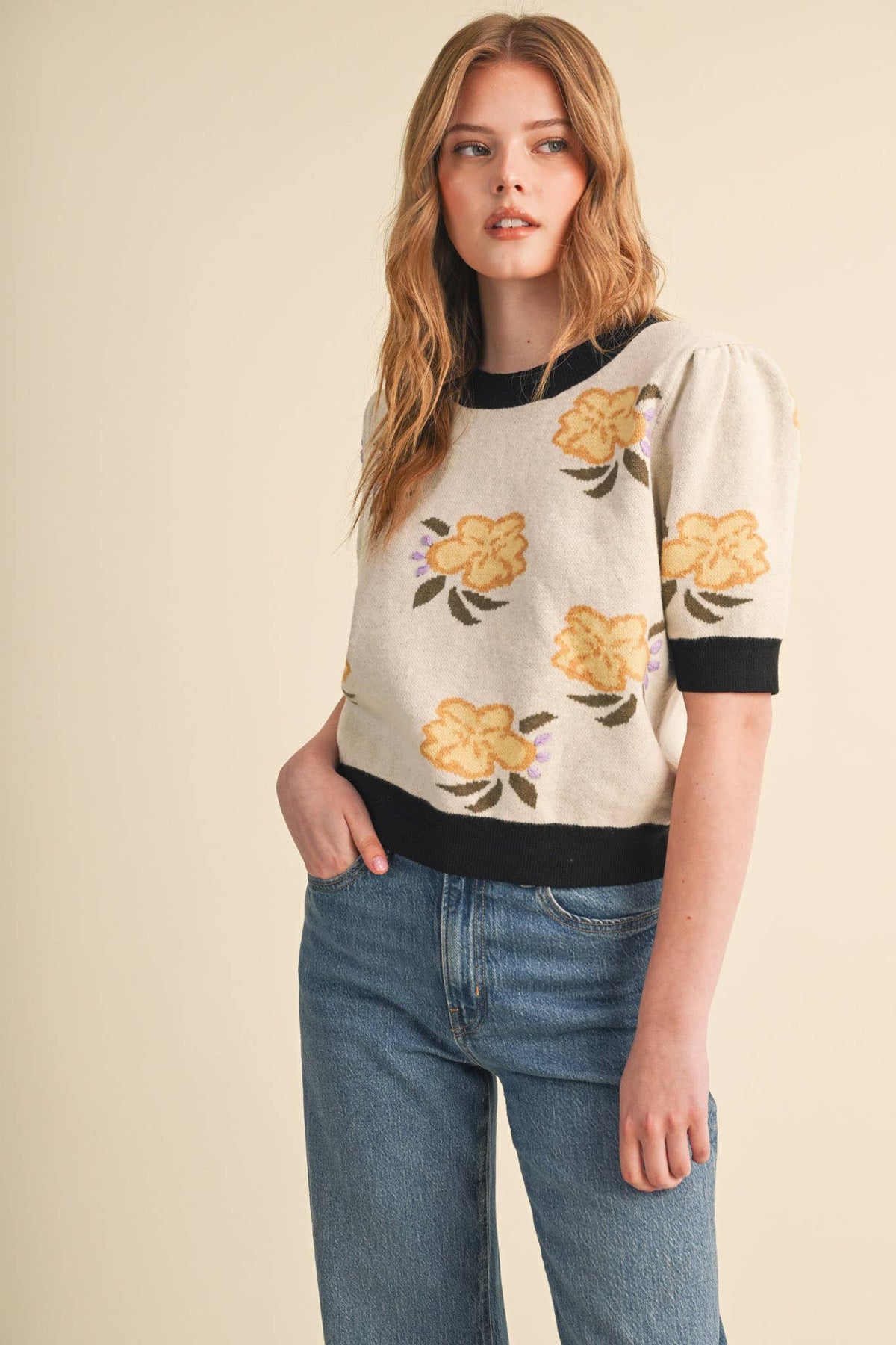 SAVANNA - FLORAL KNIT SHORT SLEEVE SWEATER