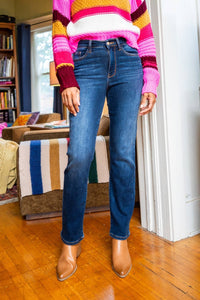 Lara - Vintage Wash Thermal Straight Jeans