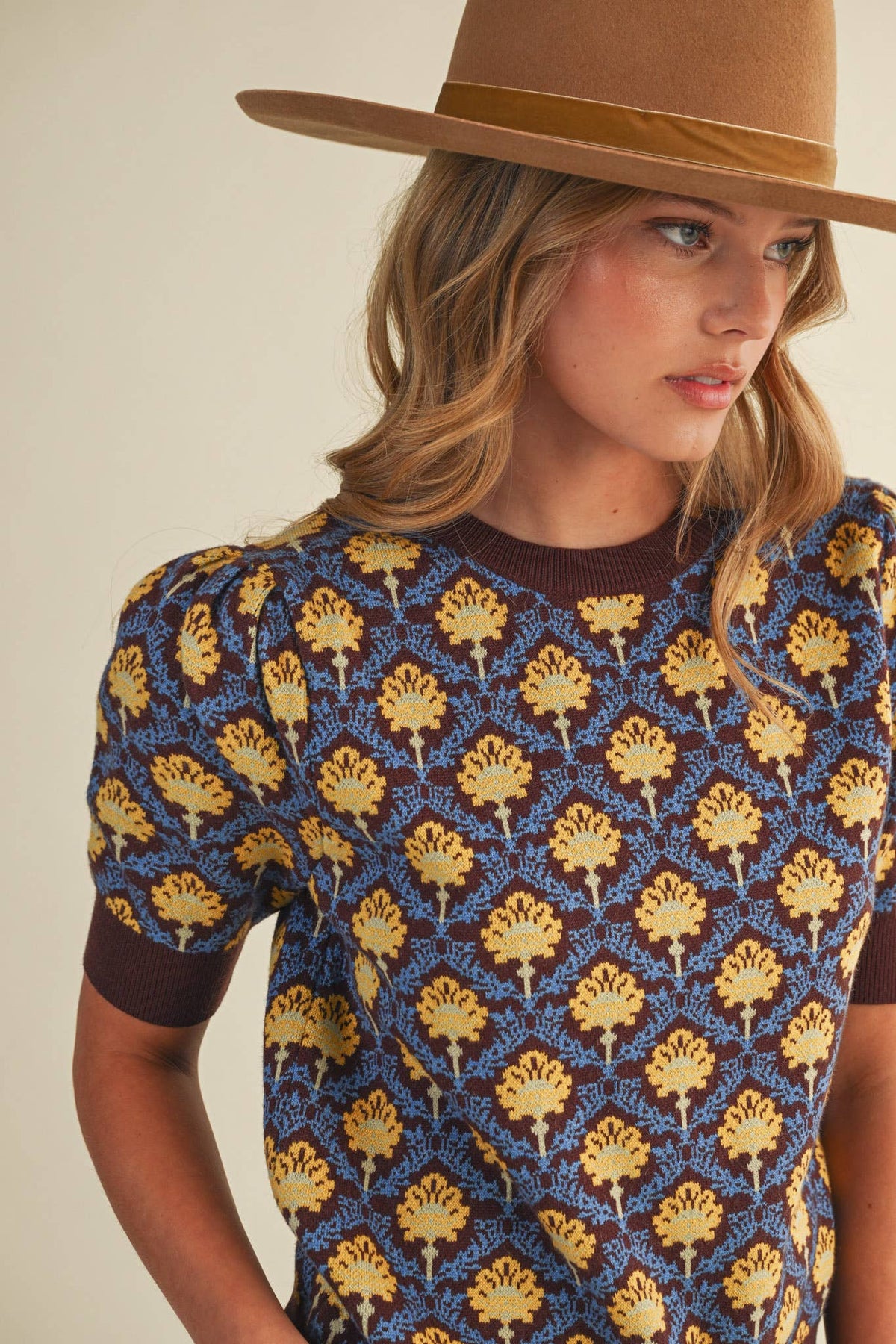 MAEBERRY - FLORAL PATTERN SHORT SLEEVE SWEATER